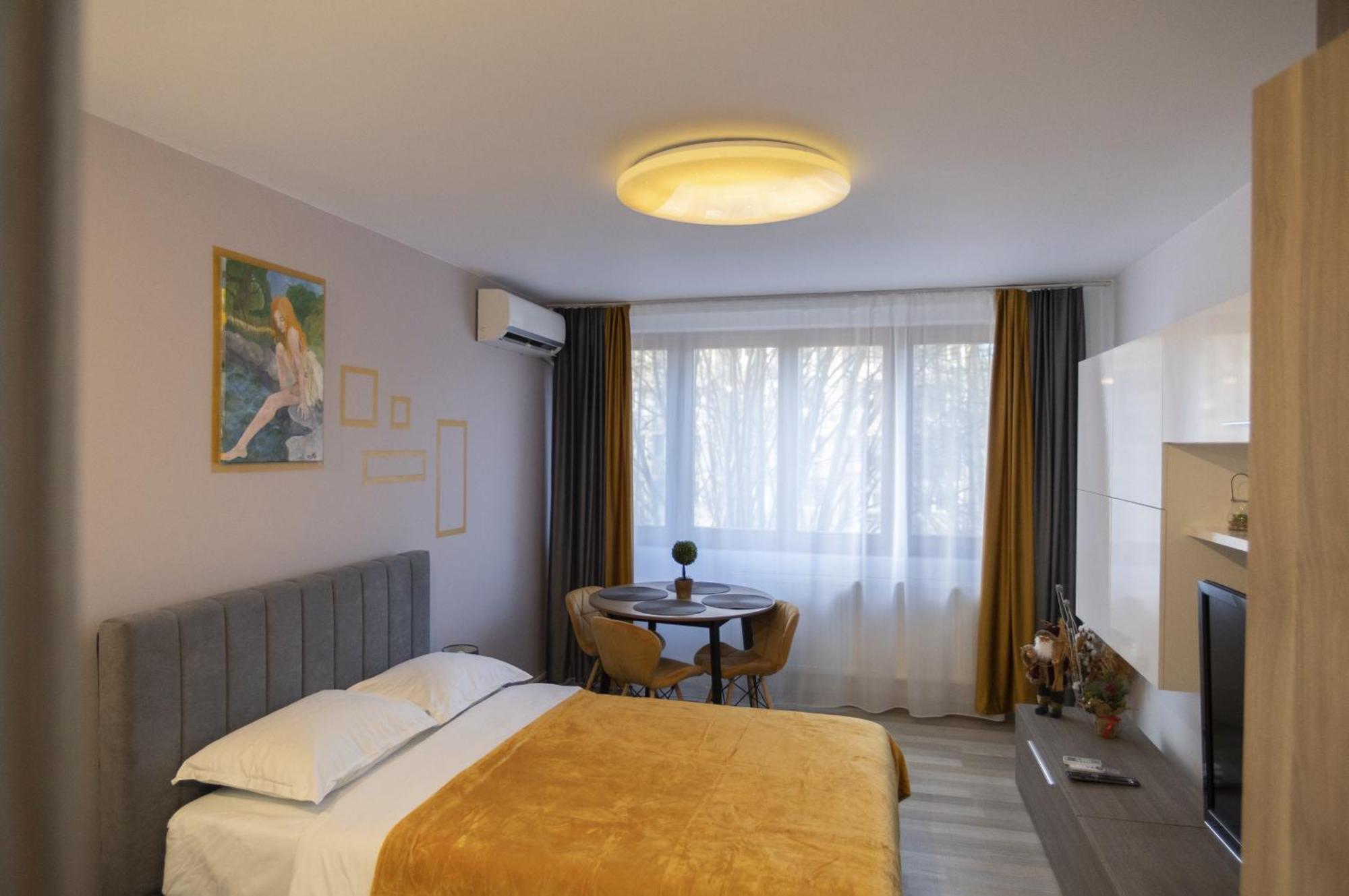 Casa Rusu -Victoria-Self Check In-24H Apartment เรชิตา ภายนอก รูปภาพ